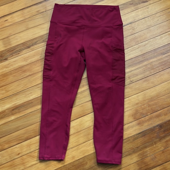 2 Fabletics Leggings Size M - Picture 6 of 9